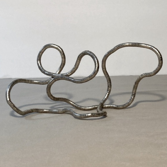 Vintage Flexible Metal Coil Abstract Necklace - Picture 8 of 12